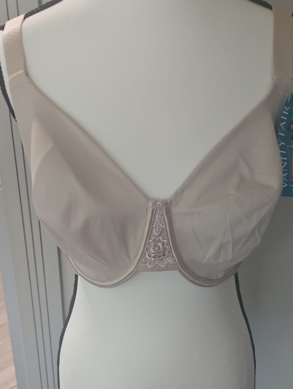 Vanity Fair Nude Beige Minimizer Bra 34G